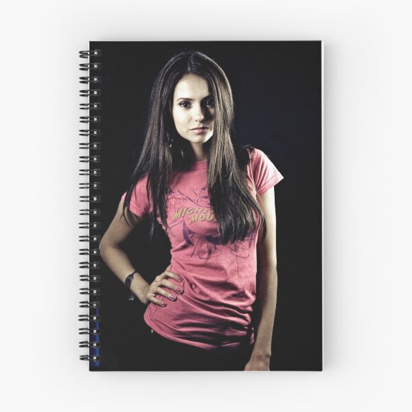 Artikelvorschau, Nina Dobrev - Elena Gilbert - Plakat entworfen und verkauft von peytonsawyer.