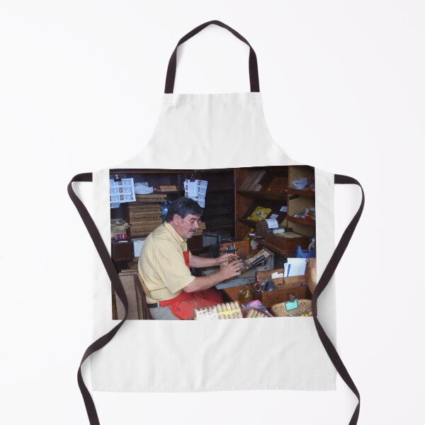 Item preview, cigar making designed and sold by Inese.