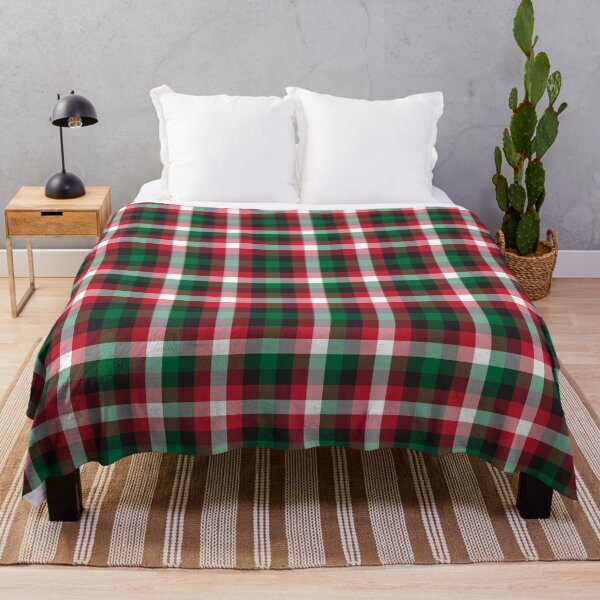 Artikelvorschau, Christmas Plaid Tartan Textured Pattern entworfen und verkauft von Siu-Hong Mok.