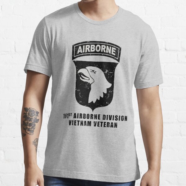 Army Veteran 101st Airborne Division Mens Classic-Fit Long-Sleeve Crewneck Cotton Graphic Top Tee U.S Army Veteran 101st Airborne Division Mens Classic-Fit Long-Sleeve Crewneck Cotton Graphic Top Tee U.S