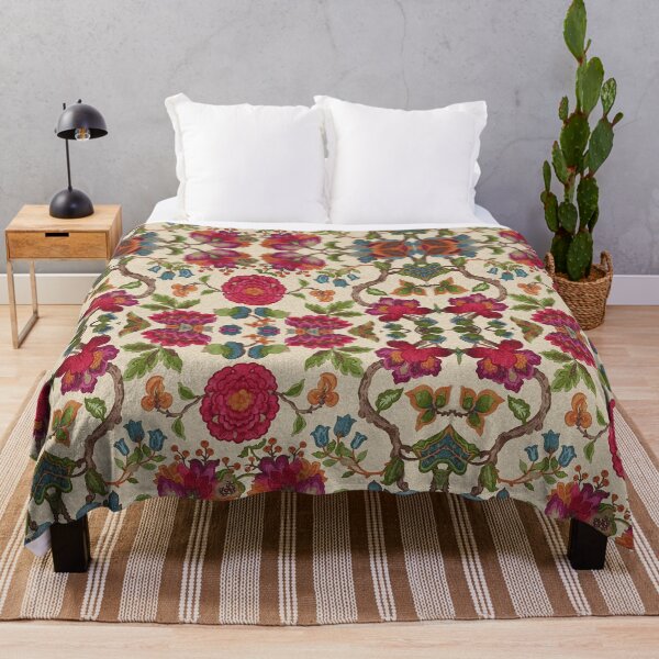 Vista previa del artículo con la obra «FLORES DE GRANADA FUCSIA ROSA, HOJAS VERDES, Patrón Floral Oriental sobre Fondo Marfil», diseñado y vendido por BulganLumini.