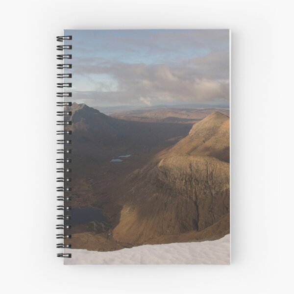 Item preview, Red Cuillin - Isla de Skye desde el panorama de la cumbre de Bla Bheinn designed and sold by MSRImaging.