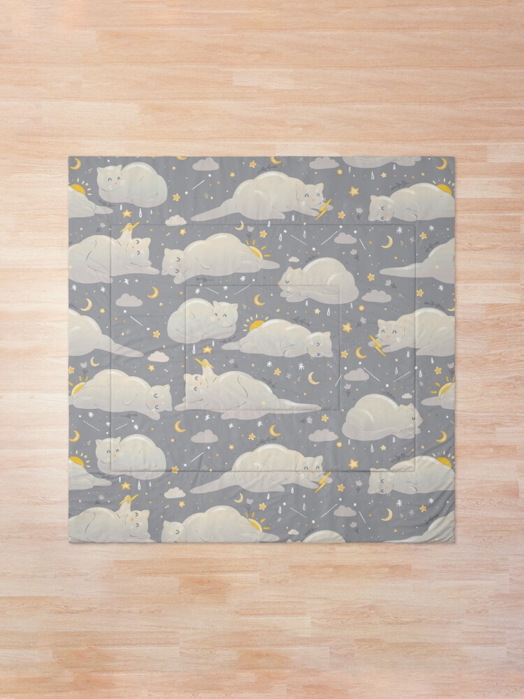 Alternate view of Kitty clouds Comforter