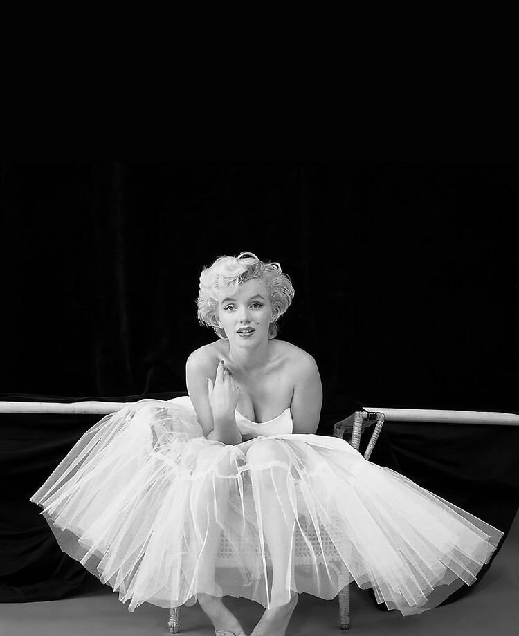 Marilyn Monroe dancing wall clock BRAND NEW 