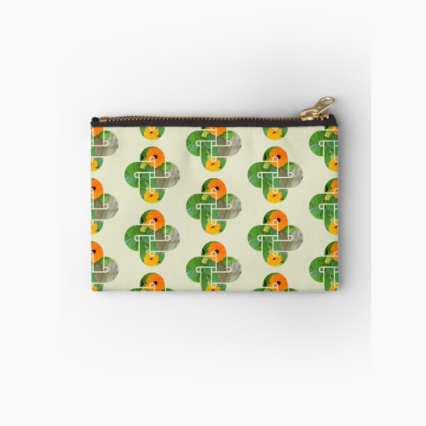 Item preview, Orange flower, poet's eye, with green leaves. In trunk designed and sold by Zoraida Olvera.