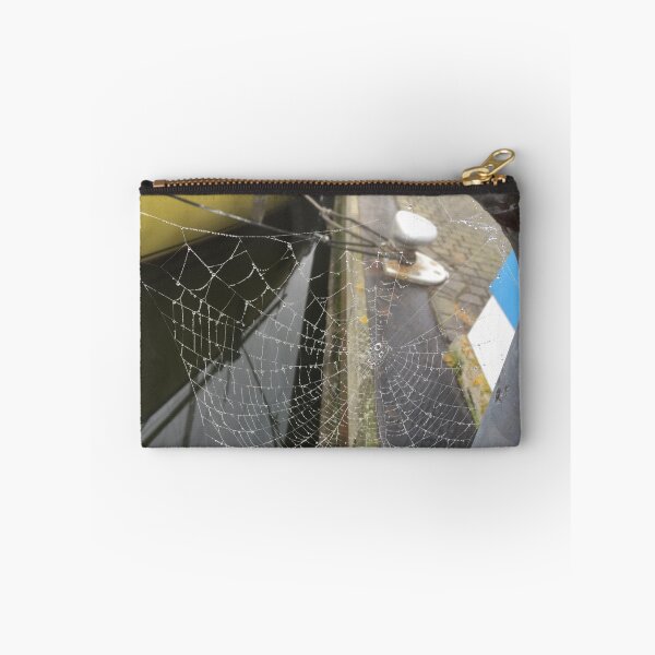 Item preview, Telaraña mojada designed and sold by RDLT.