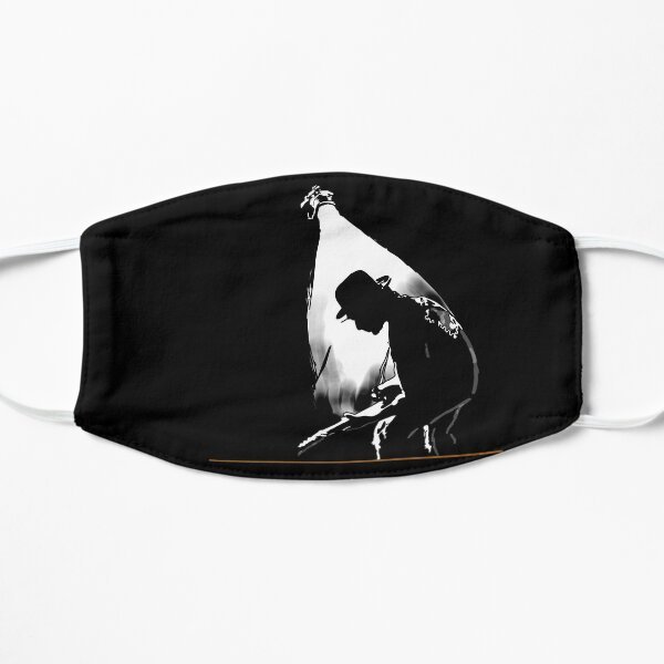 Rattle and Edge Flat Mask