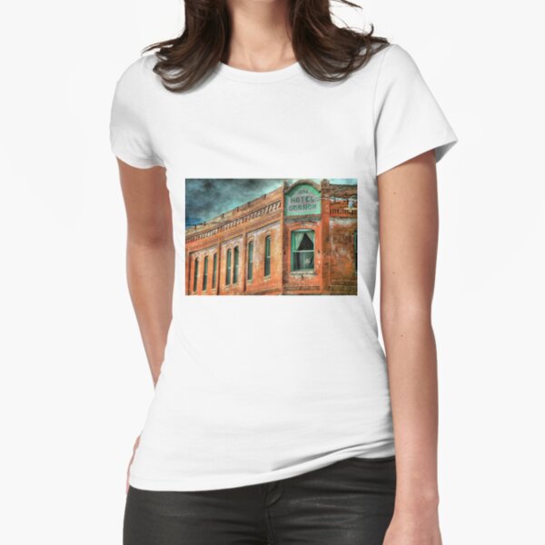 Fitted T-Shirt