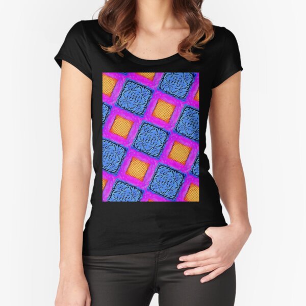 Fitted Scoop T-Shirt