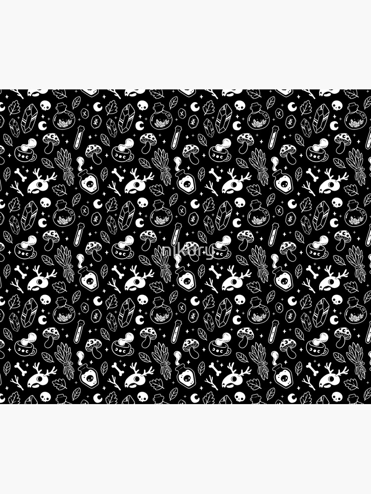 Witchy Ingredients // Black & White | Nikury by nikury
