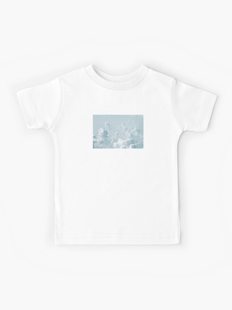 Aesthetic blue sky clouds | Kids T-Shirt