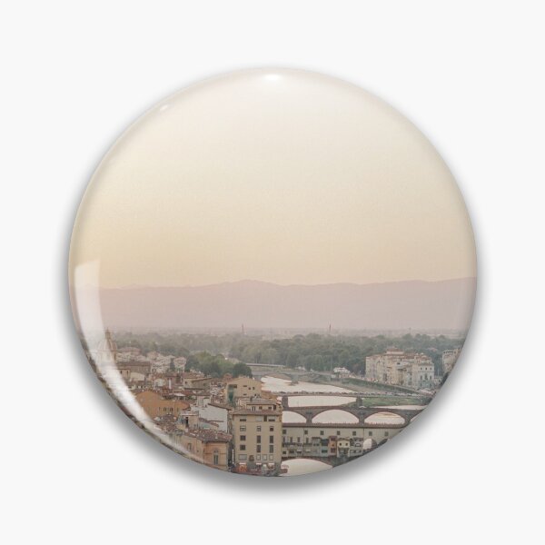 Artikelvorschau, Florence Bridges bei Sonnenuntergang | Ponte Vecchio Toskana Italien | Europa Stadtbild Reisefotografie entworfen und verkauft von slowestsummer.