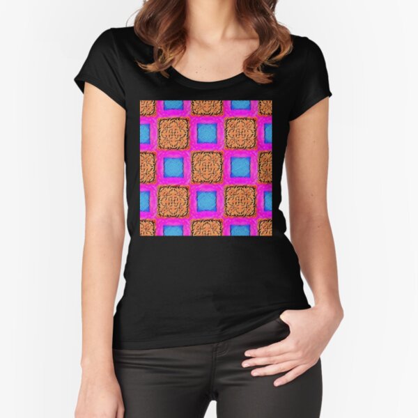 Fitted Scoop T-Shirt