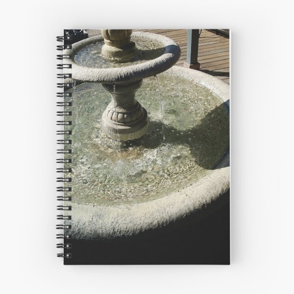 Artikelvorschau, Brunnen entworfen und verkauft von J. Robin Whitley.