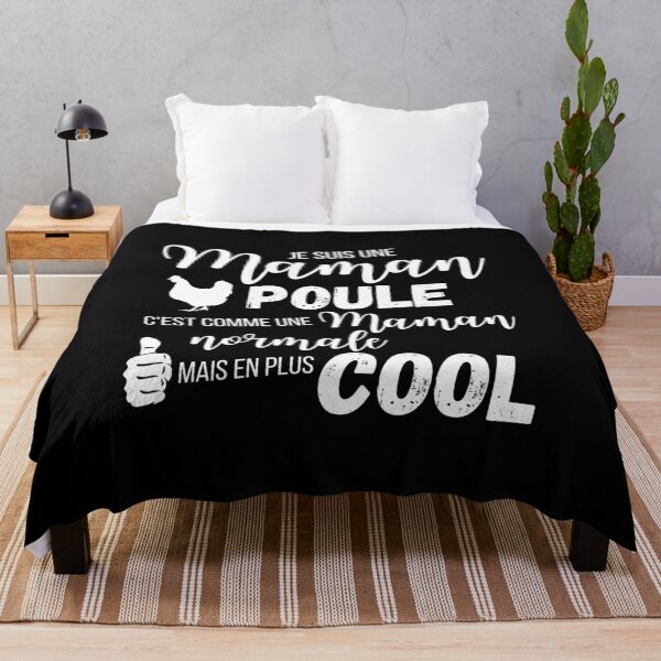 Aperçu de l'œuvre Une maman poule en plus cool cadeau humour créée et vendue par TeeJfm.