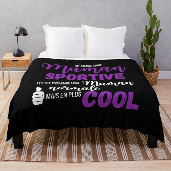 Aperçu de l'œuvre Une maman sportive en plus cool cadeau humour créée et vendue par TeeJfm.