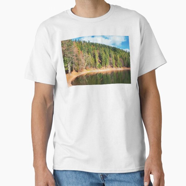 shore of the lake in autumn Classic T-Shirt