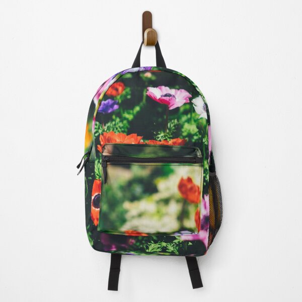 Aperçu de l'œuvre Jardin fleuri dynamique créée et vendue par BloomCo.