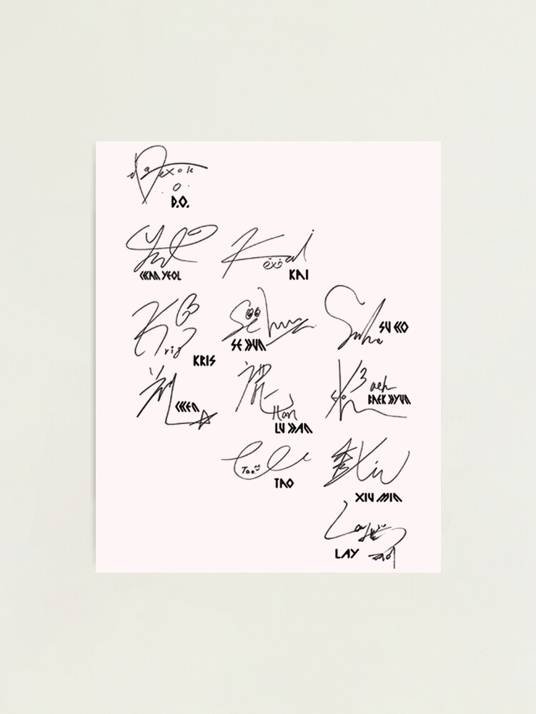 EXO.OT12.AUTOGRAPHS