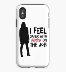 Ich fühle mich sicherer mit Benson im Job iPhone-Hülle & Cover