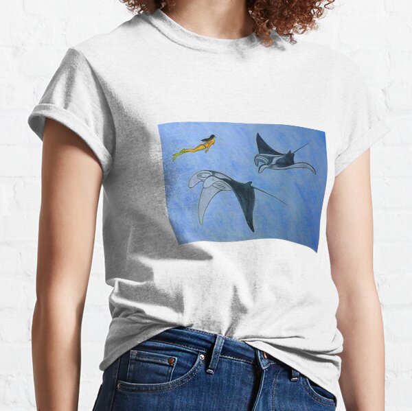 Freediving with Manta Ray Classic T-Shirt