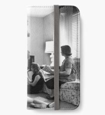 SOMETHING'S WRONG ... iPhone Wallet/Case/Skin