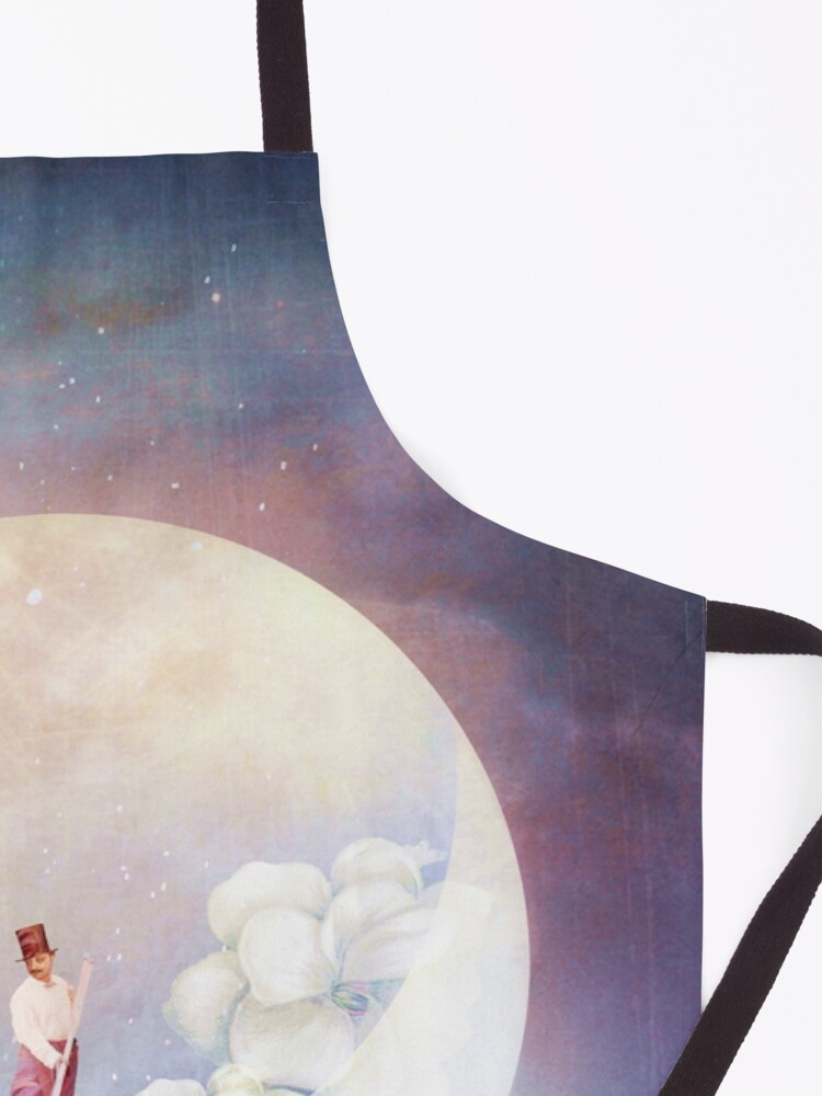 Alternate view of The Ferryman Apron