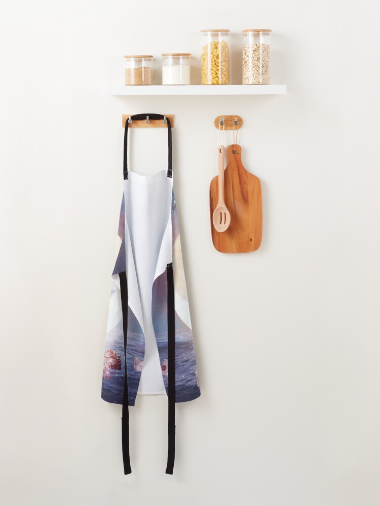 Alternate view of The Ferryman Apron