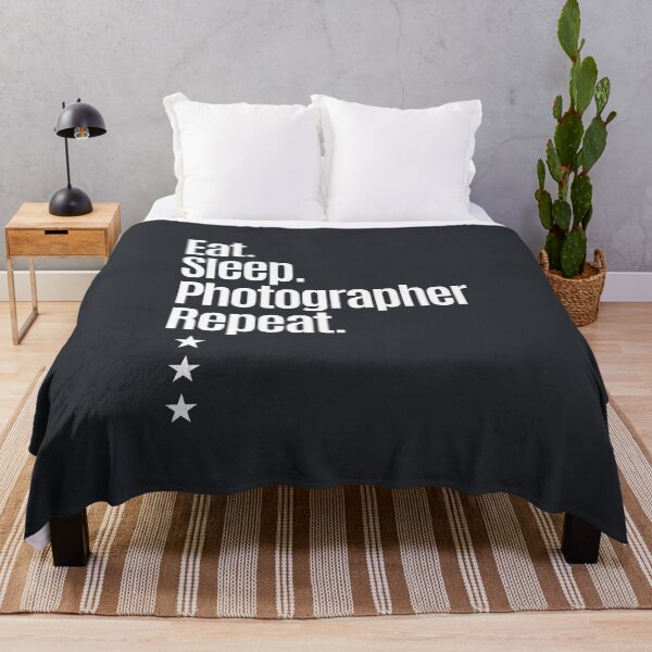 Artikelvorschau, Eat Sleep Photographer Repeat entworfen und verkauft von cidolopez.
