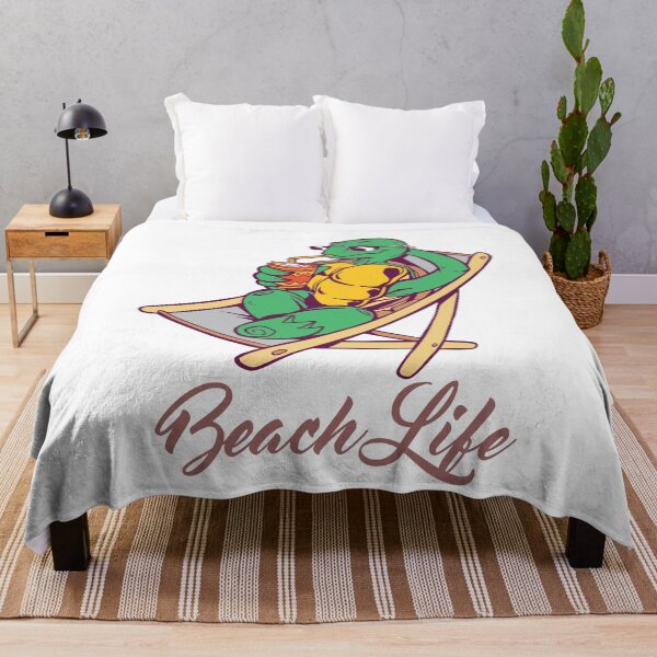 Artikelvorschau, Beach Life Party Turtle, Urlaub, Strandliebhaber entworfen und verkauft von Carlostshirts.