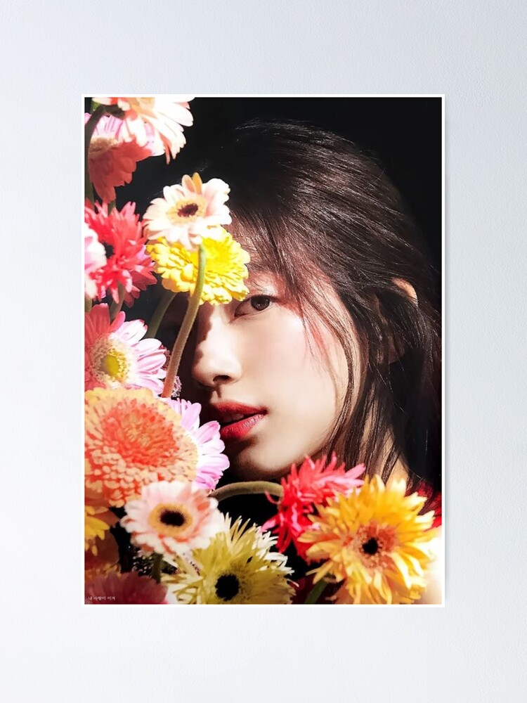 Suzy Bae Su-ji Baseball Card - Korean Singer / Actress