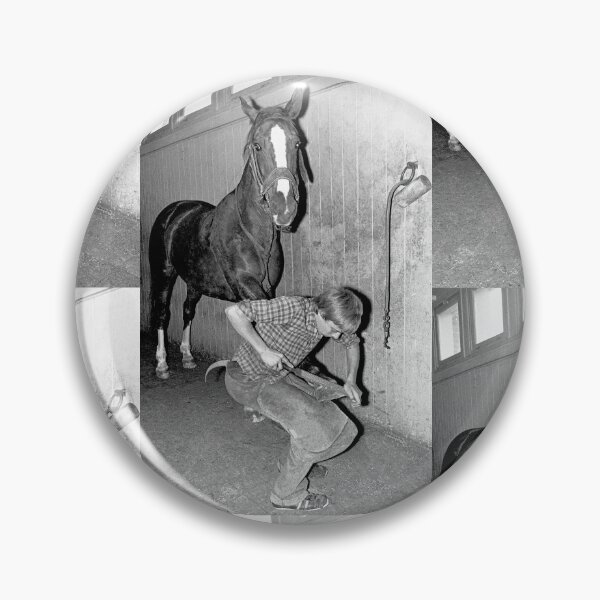 Item preview, r2703 / 4 Nostalgie " Le Haras du Pin " Finition 2021 " le Maréchal-ferrant en action  (n&b)(h) Olavia-Olao Okaio Créations designed and sold by o.okaïo.