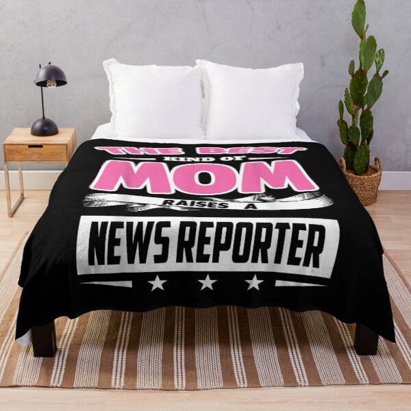 Item preview, The Best Mom A News Reporter Toi Yeu Em designed and sold by ninapfvu.
