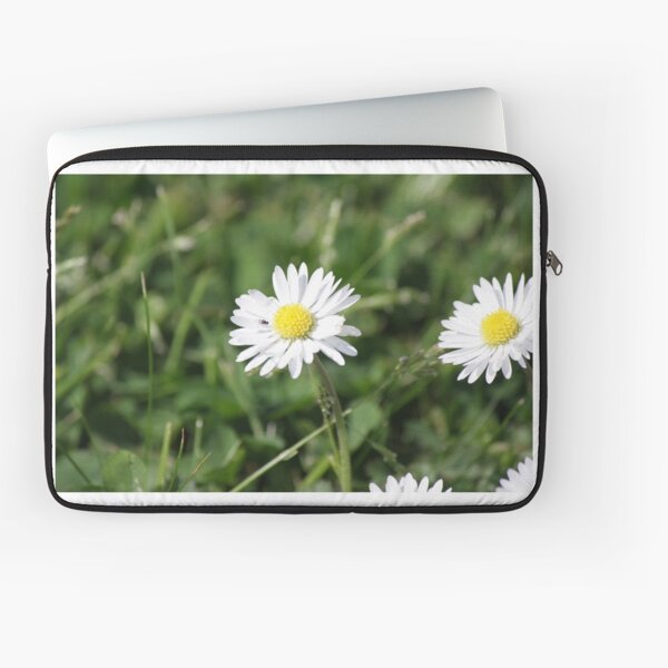 Garden Daisy Laptop Sleeve