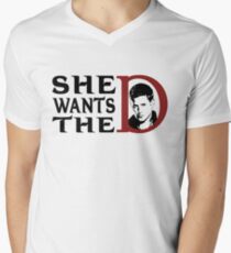 She wants the dean Men's V-Neck T-Shirt