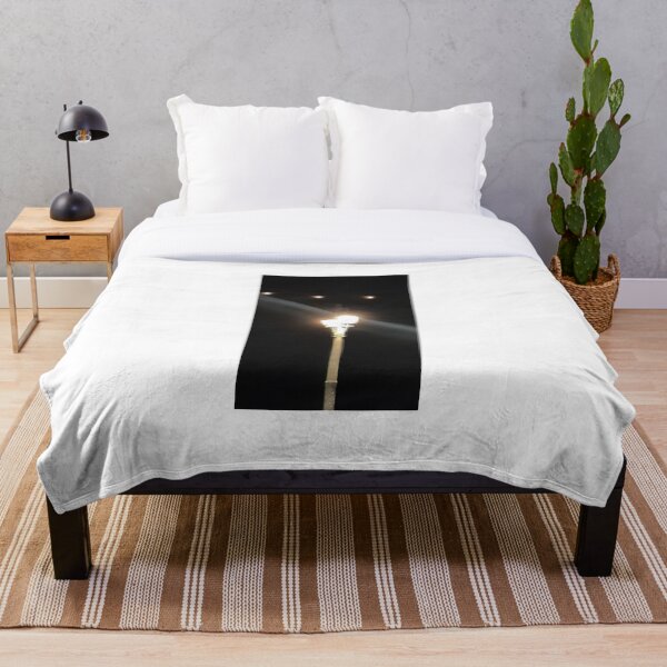 Artikelvorschau, Brighton Lampe in der Nacht, Lampe, Nacht entworfen und verkauft von Emma  Amies.