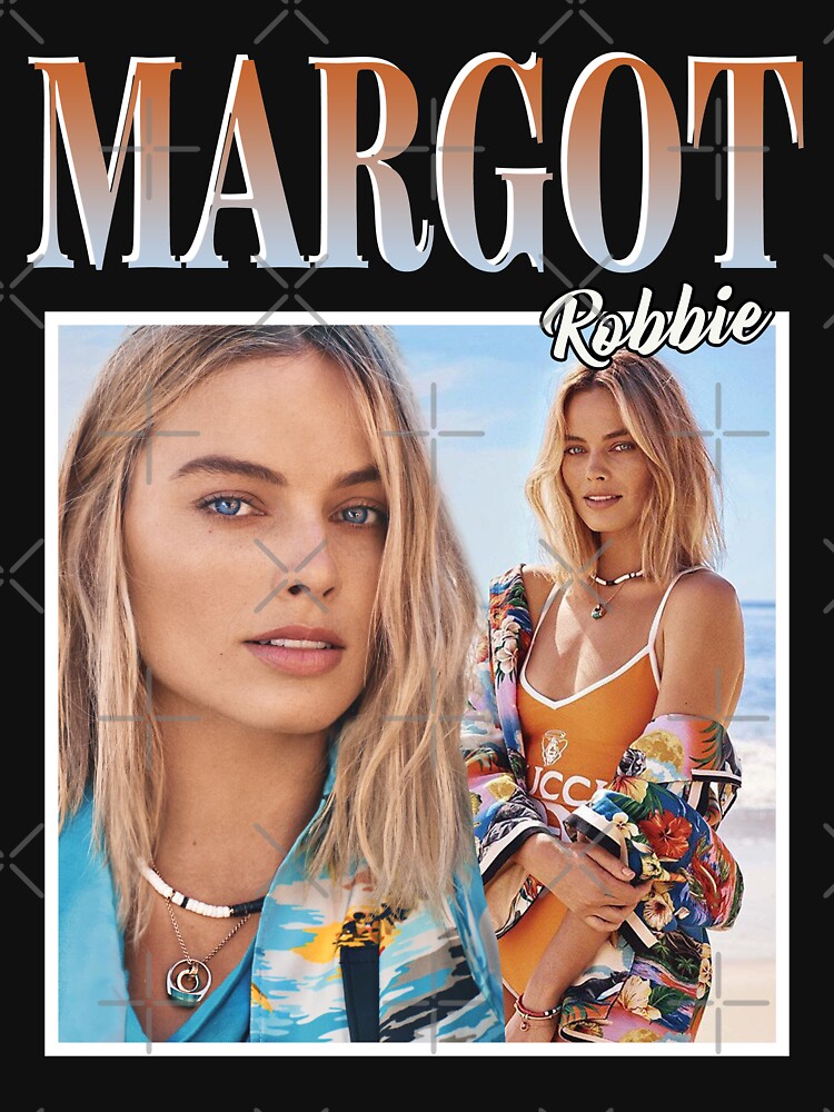 Margot Robbie T-Shirt by silvieex