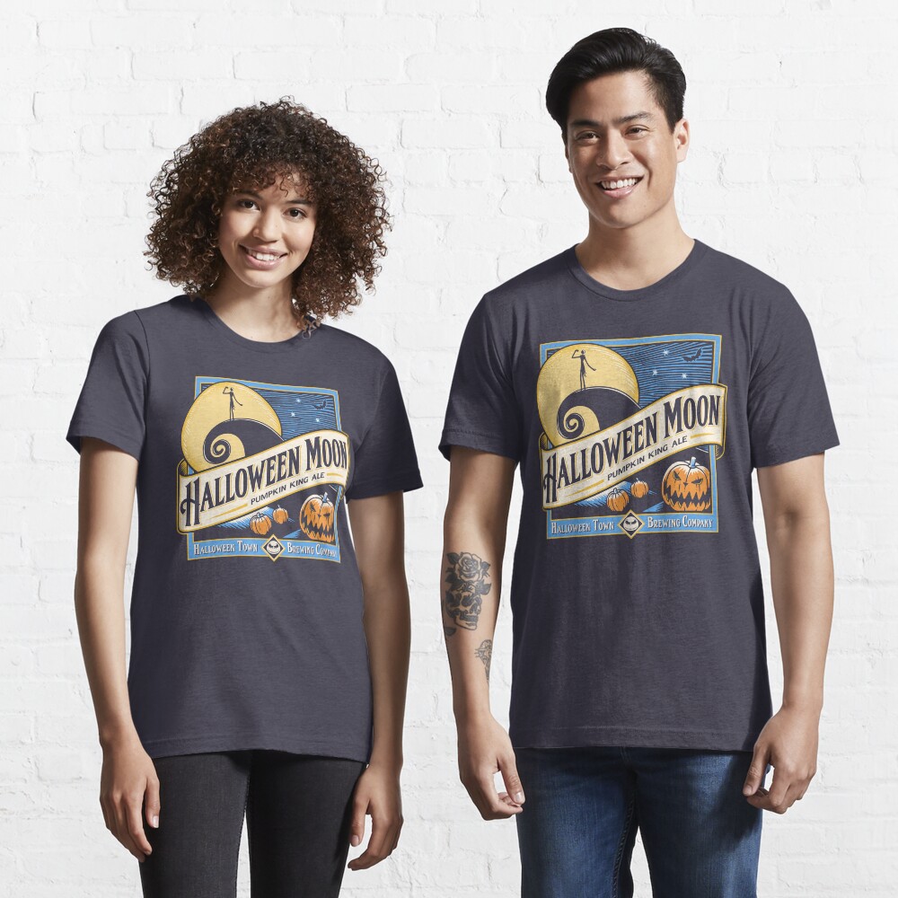 Halloween Moon Essential T-Shirt