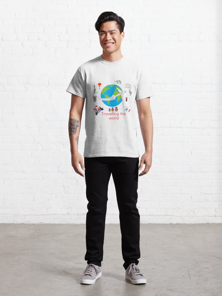Aperçu 3 sur 7. T-shirt classique avec l'œuvre Travelling the World T Shirt créée et vendue par HerLyfestyle.