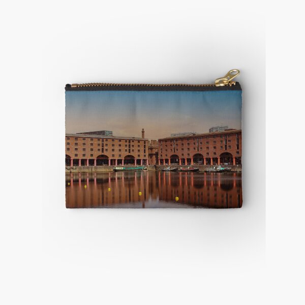 Artikelvorschau, Royal Albert Docks - Liverpool entworfen und verkauft von JoelMakesArt.