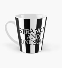 Seltsam und Ungewöhnlich Tasse (groß)