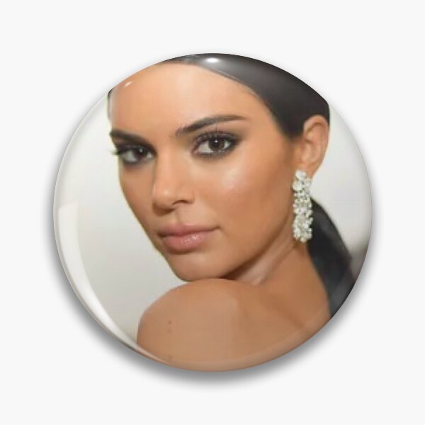 Artikelvorschau, Der jüngste Kardashianer / Jenner - Kendall Jenner entworfen und verkauft von Mycxh.