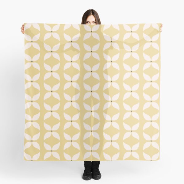 Cottagecore Yellow and White Geometric Flower Pattern Scarf
