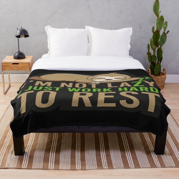 Aperçu de l'œuvre T-shirt paresseux endormi, drôle de paresseux au repos créée et vendue par devonnen.