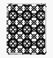awesome black and white pattern iPad Case/Skin