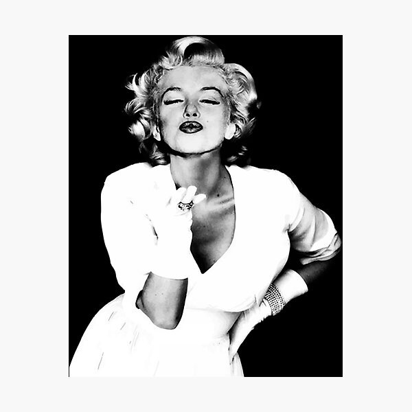 Marilyn Monroe Blowing Kisses Photographic Print By Aldelrobel Redbubble 7318