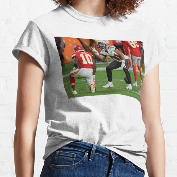 Antoine Winfield Jr taunts Tyreek Hill, Tampa Bay Bucs, Funny Classic T-Shirt
