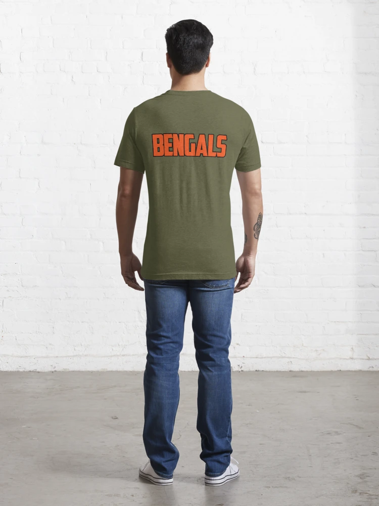 Never Undersatimate An Old Man Who Loves Cincinnati Bengals Shirt - Teespix  - Store Fashion LLC