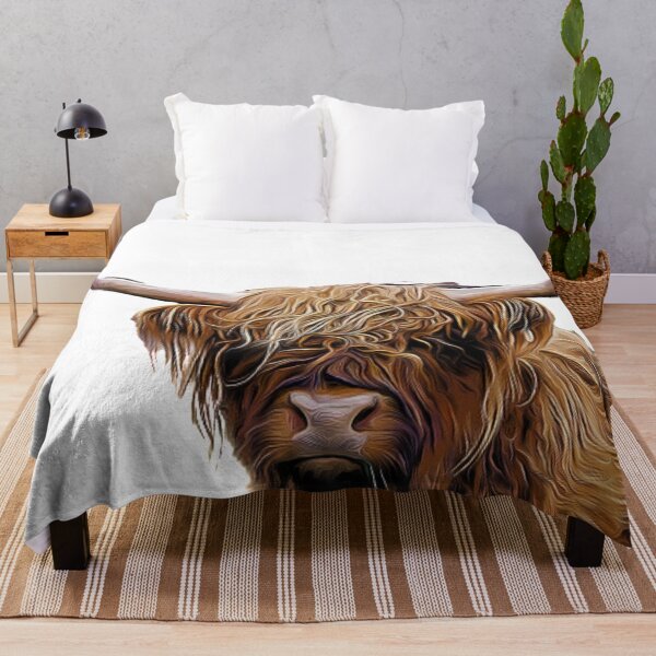 Item preview, Linda y elegante vaca escocesa designed and sold by TrippyEarth.