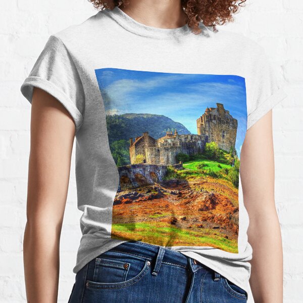 Eilean Donnan Castle Classic T-Shirt